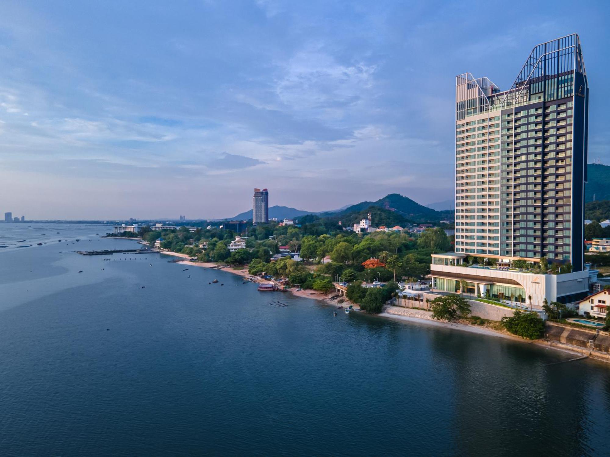 S Sriracha Hotel & Residence Si Racha Exteriör bild